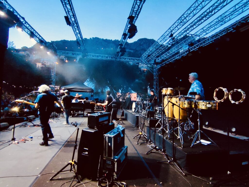 Dire Straits Legacy au festival Les Nuits Guitares