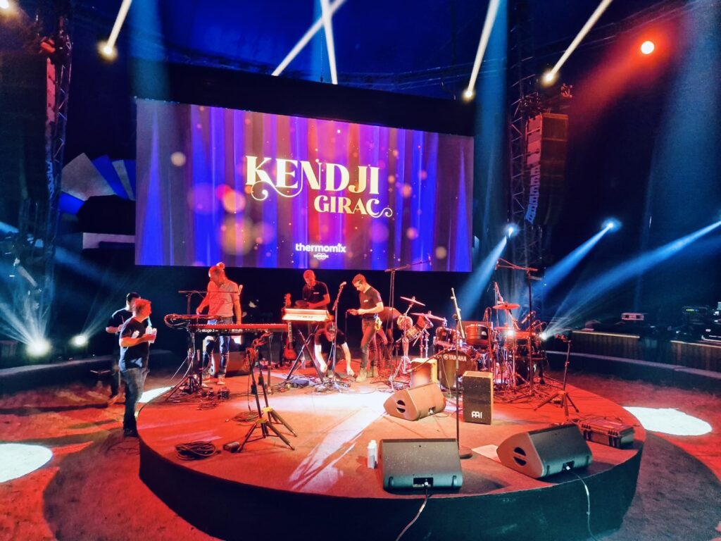 Kendji Girac aux Folies Gruss